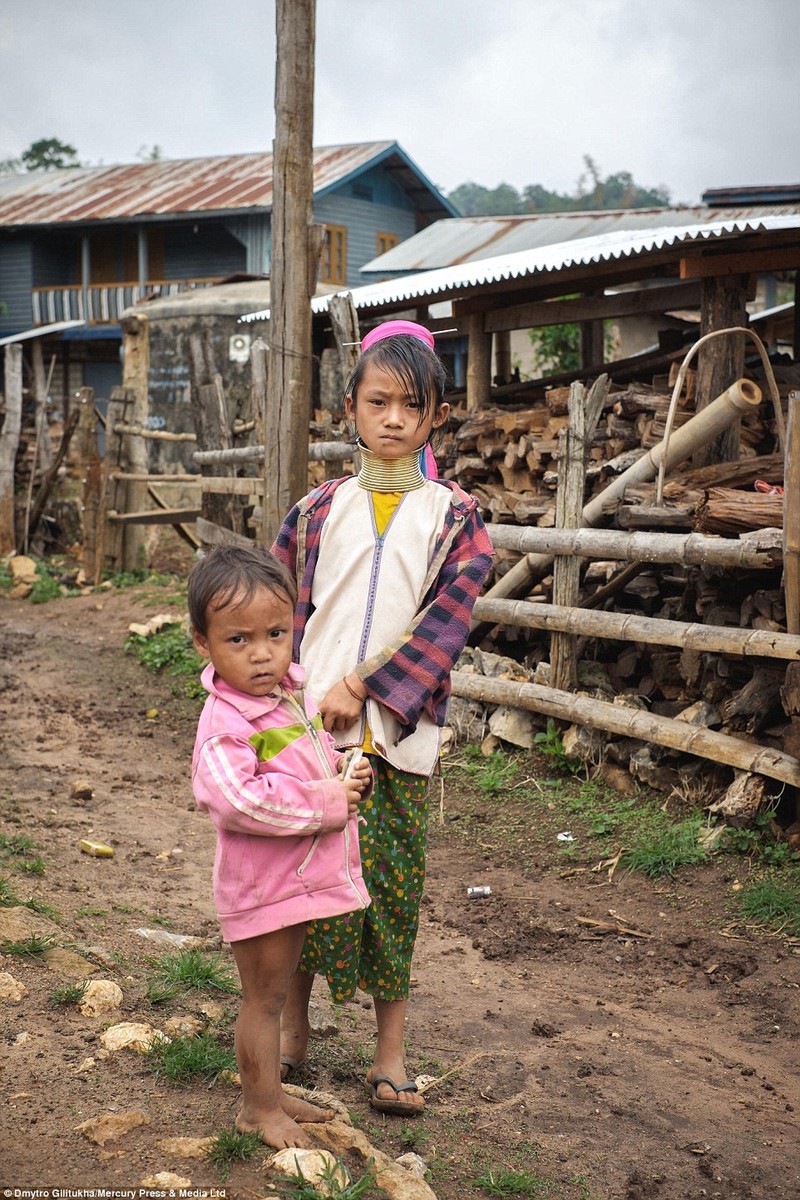 Doc dao bo toc co dai o Myanmar-Hinh-7